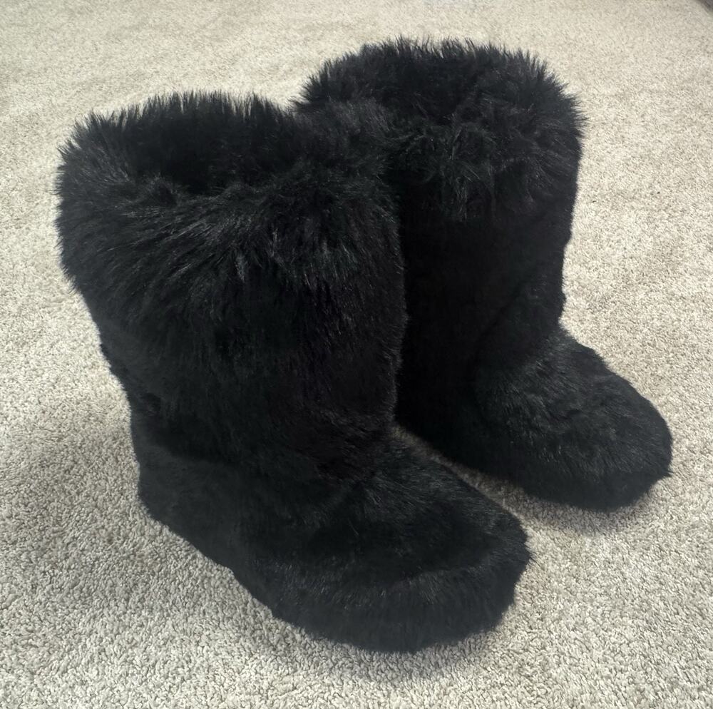 Genuine Leather Sheepskin Black Fluffy Mongolian Boots Australia Size 12 MINT!